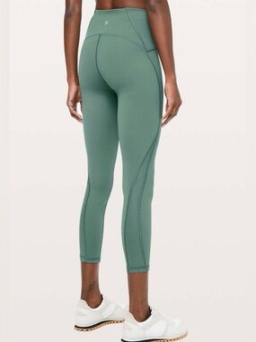 Lululemon Train Times 7/8 Pant *25"
Green Smoke